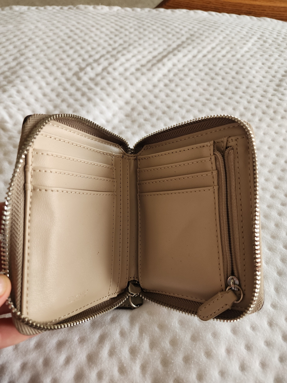 DKNY Wallet